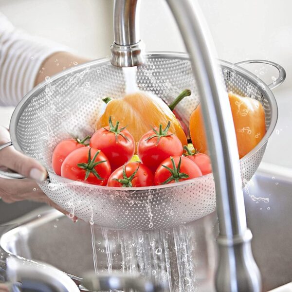FRESHOME Multipurpose Stainless Steel Collander Strainer for Washing Rice, Fruits, Vegetables and Grains to Filter Easily in The Kitchen Bowl (Large) 31x10 Centimeter, Silver